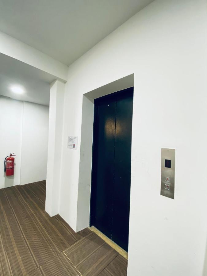 Z Hotel Malacca Exteriör bild